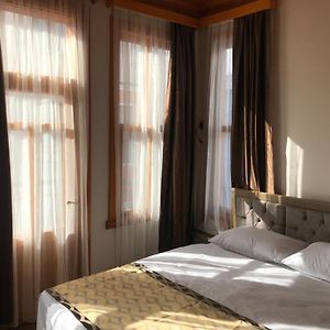 Dört Kişilik Oda